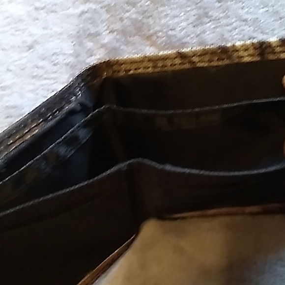 Mossy Oak Men's Canvas Camouflage Bifold Wallet - Picture 5 of 6